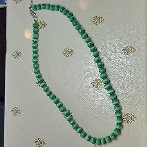 Vintage Green Cats Eye Glass beaded necklace
